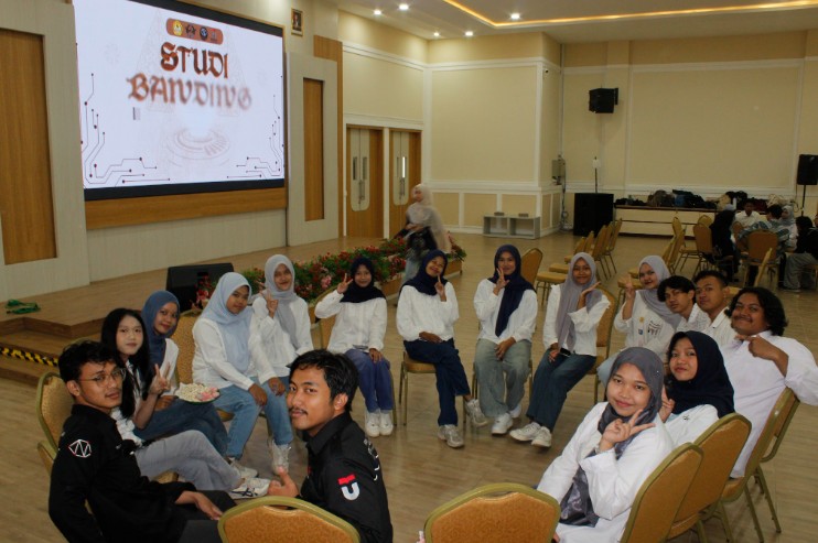 Studi Banding UKM ITC MIPA UNSOED x NEV Telkom U PWT