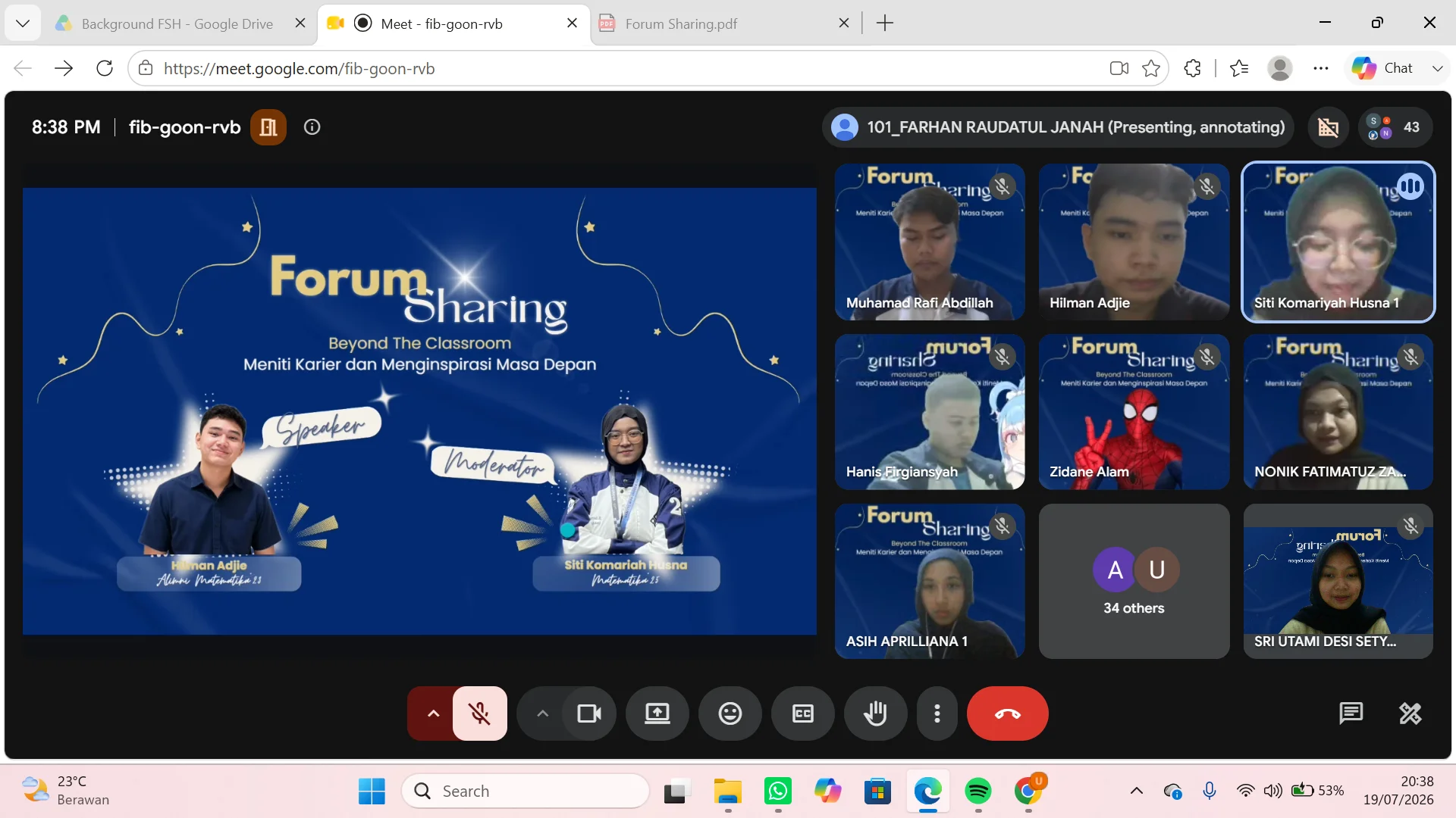 Beyond the Classroom: Meniti Karier dan Menginspirasi Masa Depan