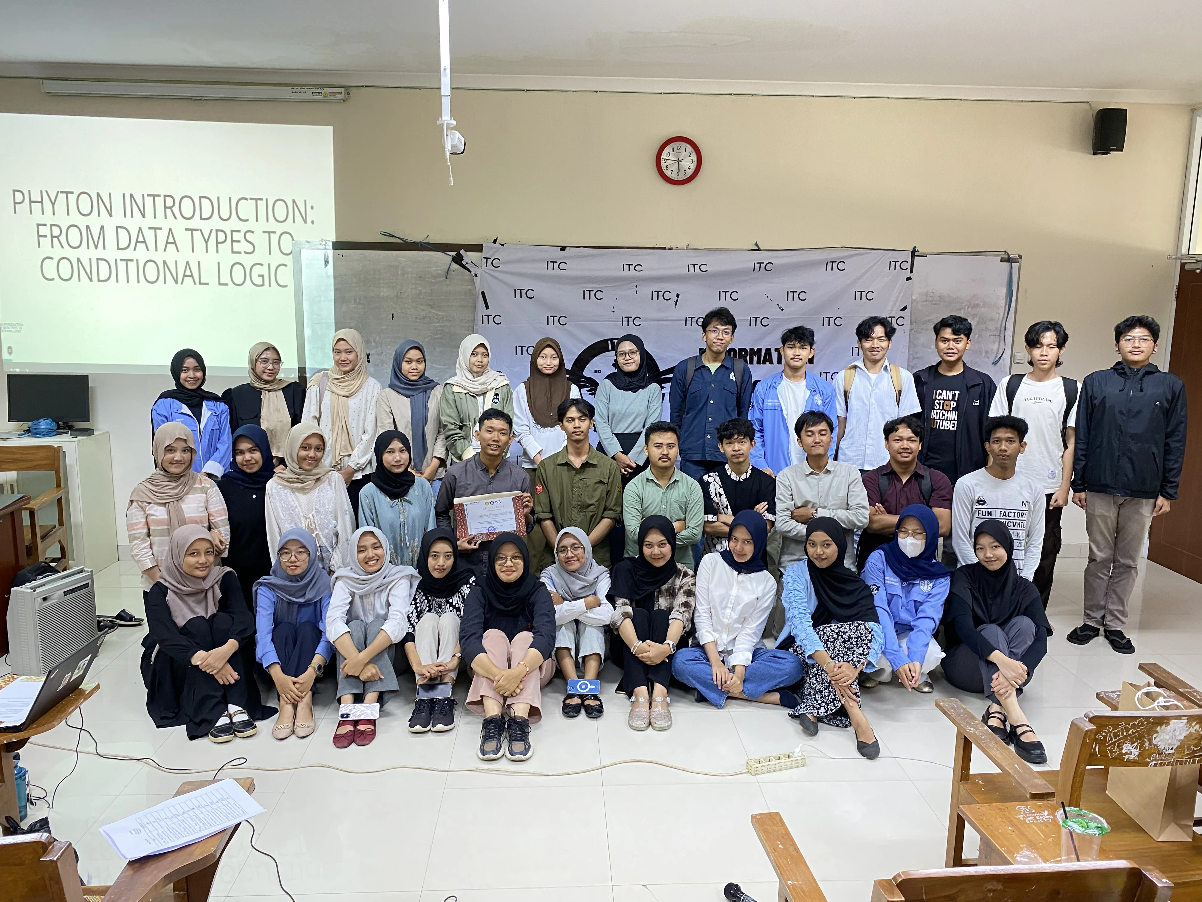 PPA I 2025 - Phyton Introduction: From Data Types to Conditioning Logic