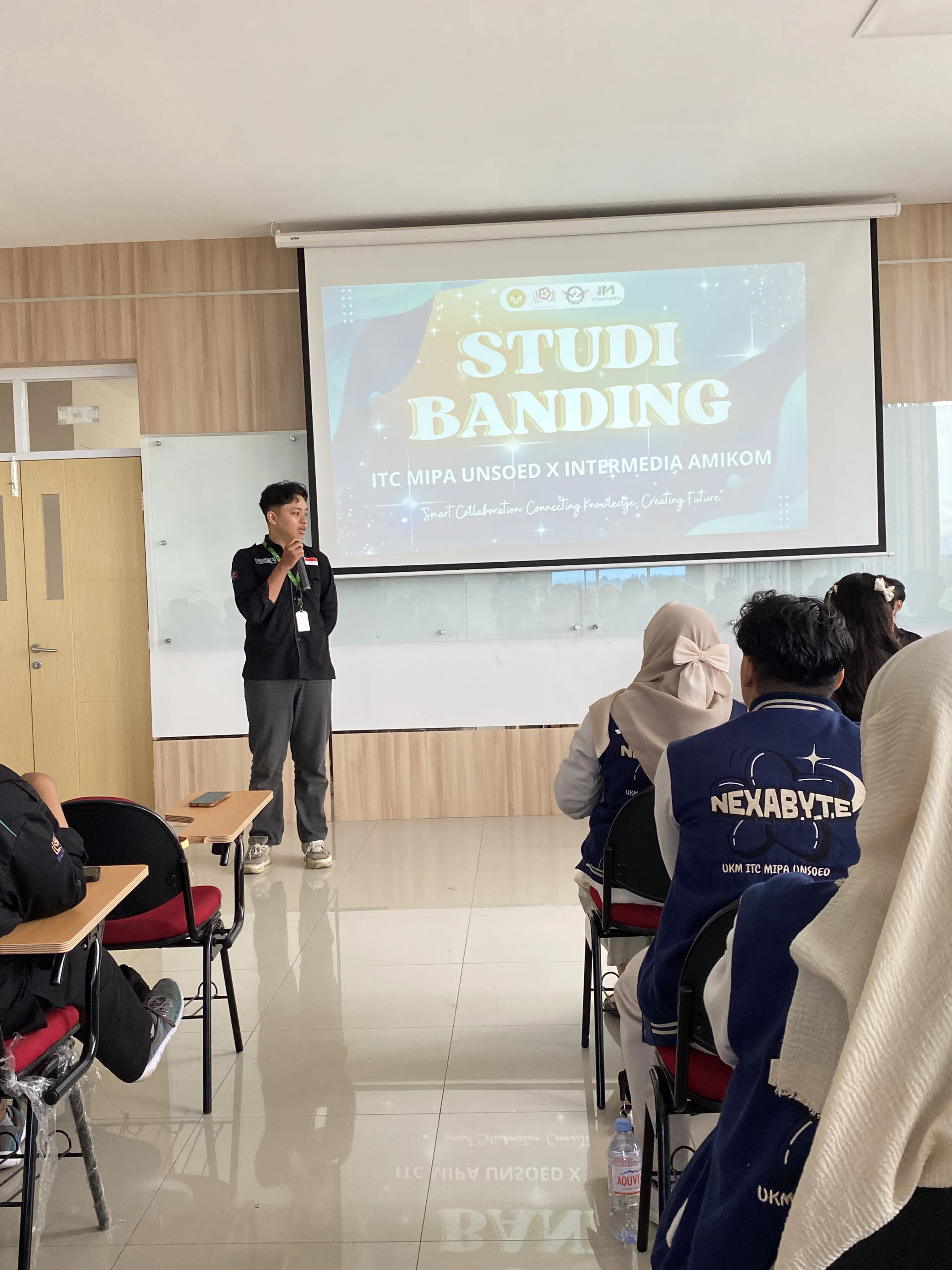 UKM ITC MIPA Unsoed X UKM Intermedia Amikom Purwokerto