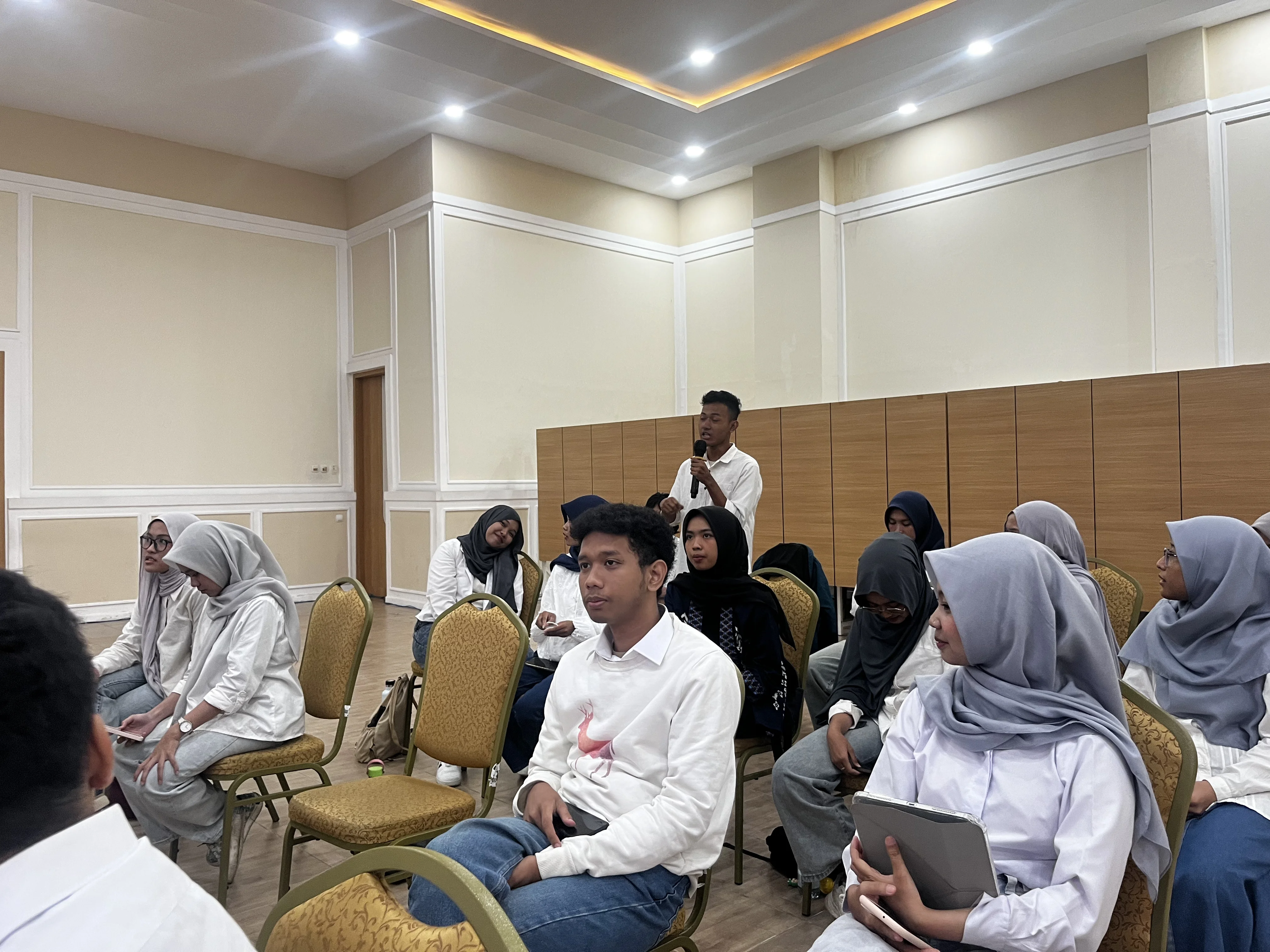 UKM ITC MIPA Unsoed X Network Evolution Telkom